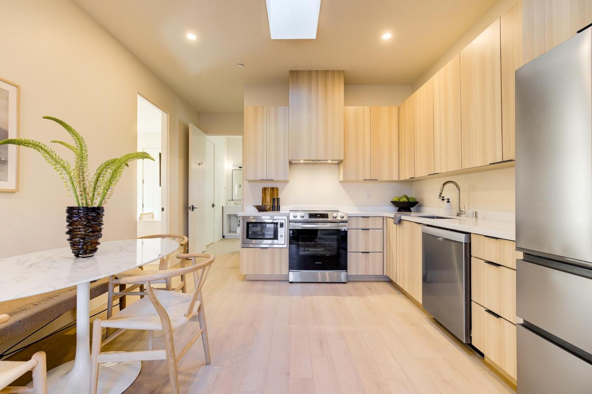Casa De La Vina - Boutique Apartments In Downtown Santa Barbara Buitenkant foto